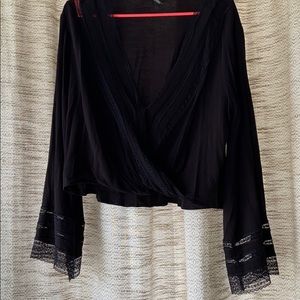 Bell sleeved lace black blouse